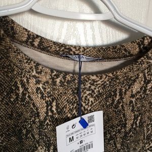 New snake print crop